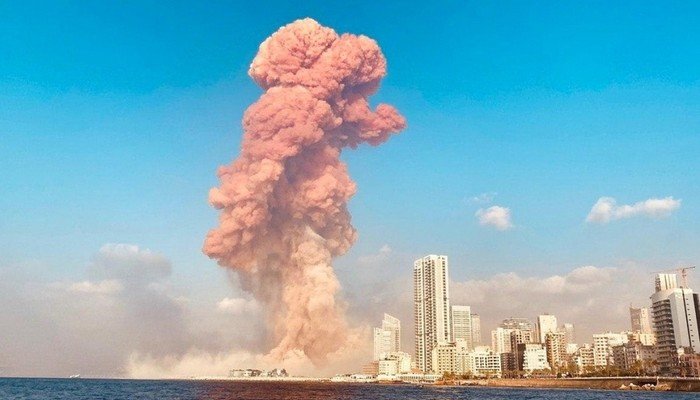 জোড়া বিস্ফোরণে বৈরুতে ধ্বংসযজ্ঞ, বহু হতাহত