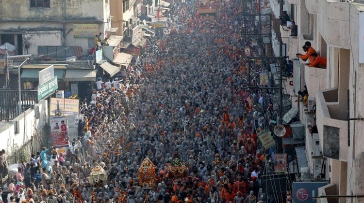 যেভাবে কুম্ভ মেলার তীর্থযাত্রীরা ভারতজুড়ে করোনা ছড়িয়েছেন