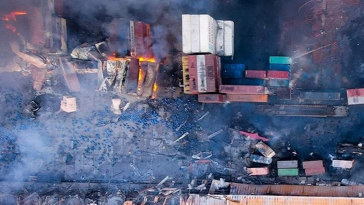 সীতাকুণ্ডে বিএম কনটেইনার ডিপোতে ভয়াবহ বিস্ফোরণ-ছবি সংগৃহীত