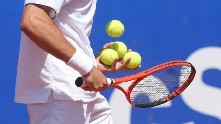 টেনিস বল